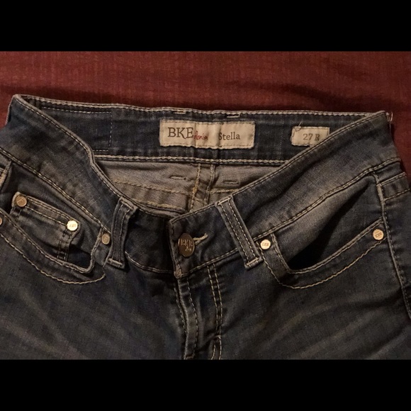 BKE Jeans Stella Size 27/Small. Distressed - Picture 2 of 12